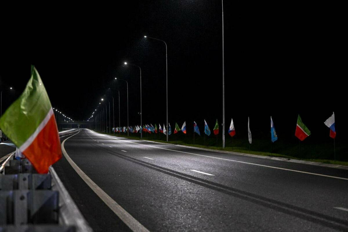 Минниханов поблагодарил Владимира Путина за помощь в открытии дороги