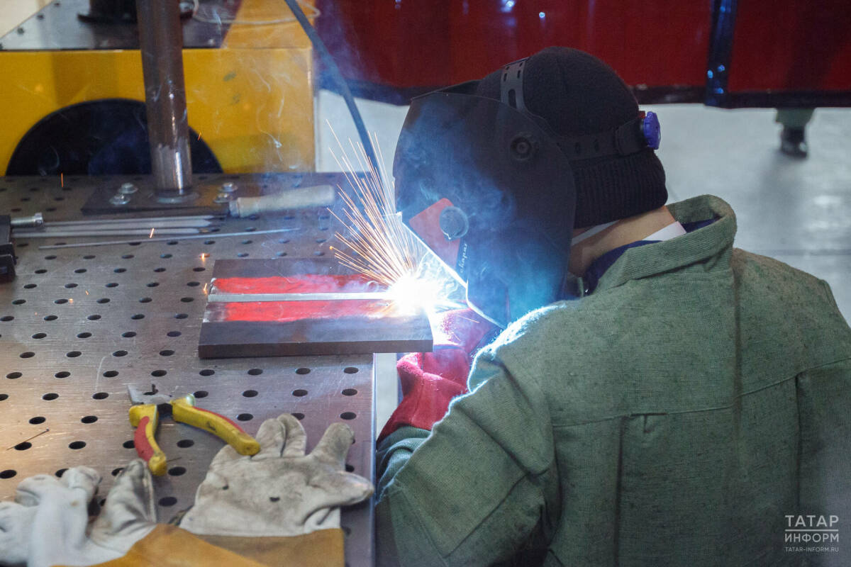В Татарстане зарабатывать 500 тыс. рублей в месяц могут сварщики и айтишники – HR-эксперт
