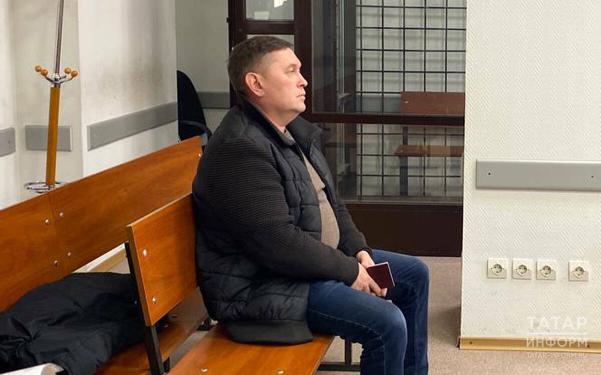 Платежи за ЖКХ с людей собирал, а дальше не передавал: за что в Казани судят директора УК