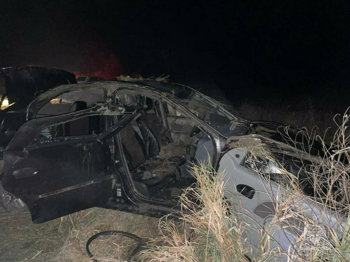 Жители в Кайбицком районе РТ достали из реки водителя затонувшей машины