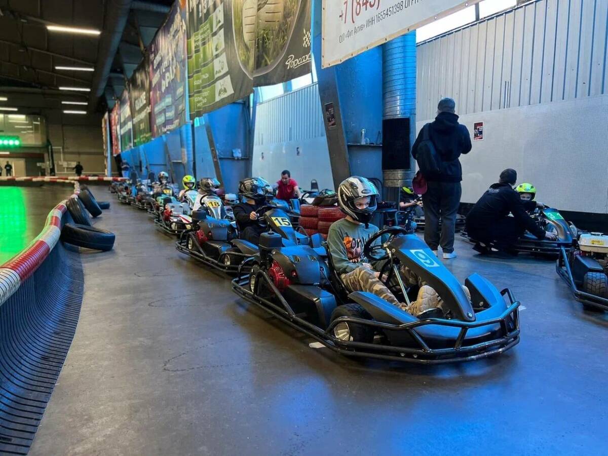 В Казани в преддверии Дня отца прошел картинг-турнир для отцов и детей