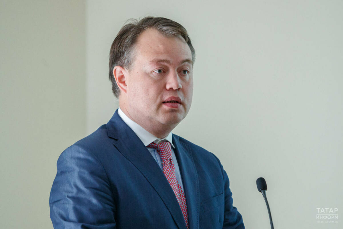 Абашев отметил важность поддержки сферы здравоохранения РТ в послании Минниханова