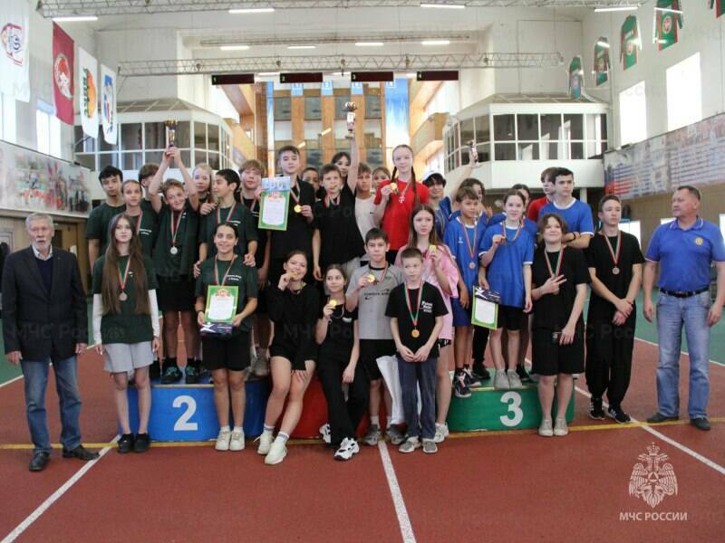 В Казани подвели итоги соревнований по пожарно-спасательному спорту среди школьников