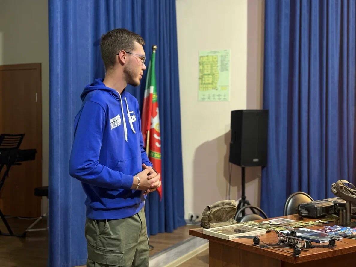 Молодогвардейцы РТ представили студентам колледжа ТИСБИ экспонаты музея спецоперации