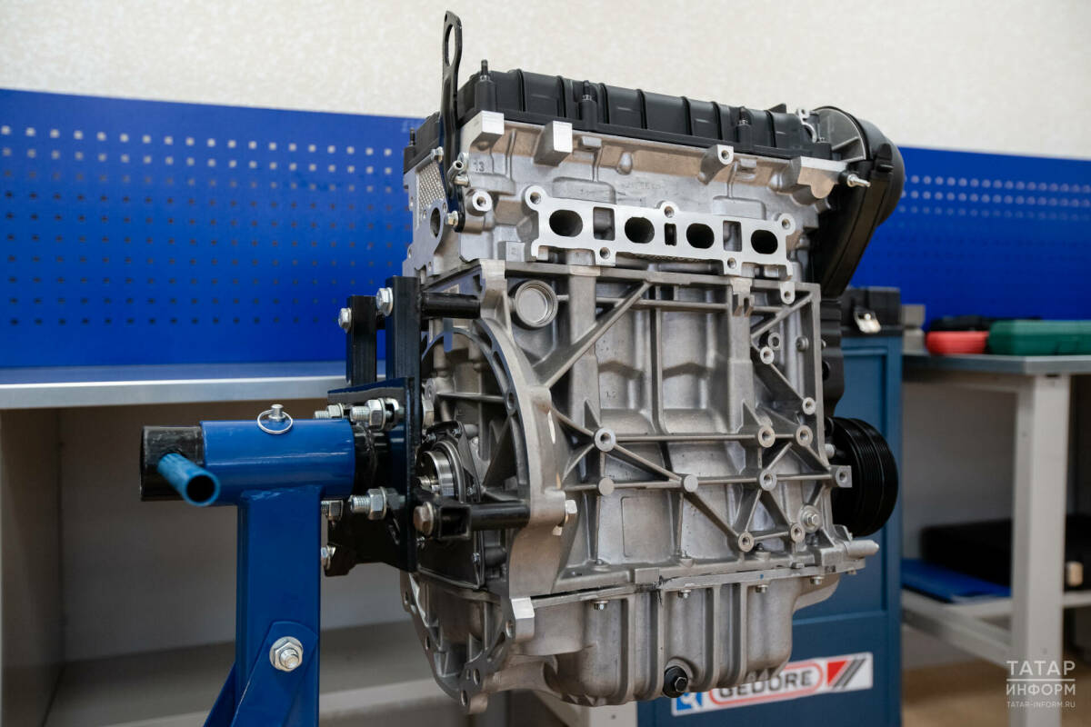 Автоэксперт Попов рассказал о рисках покупки машины с «контрактным» двигателем