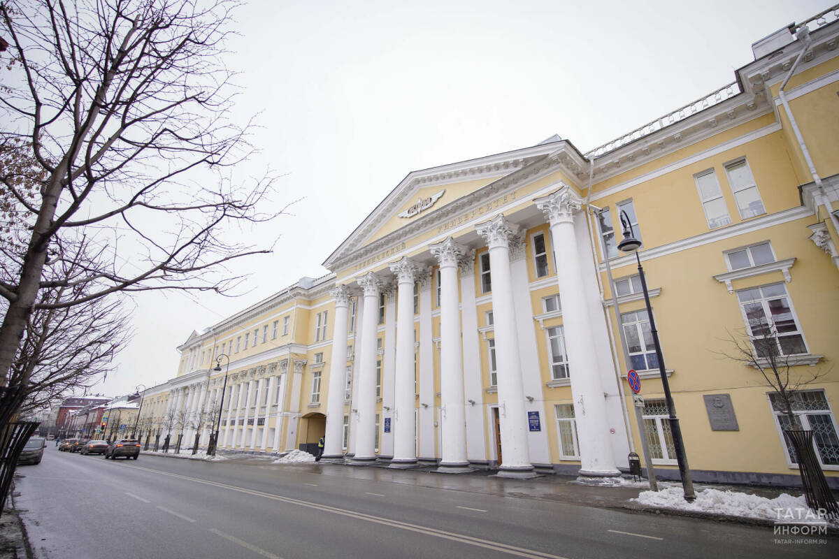 Миңнеханов КНИТУ-КАИда югары технологияле тикшеренүләрне үстерүгә грант булдырды