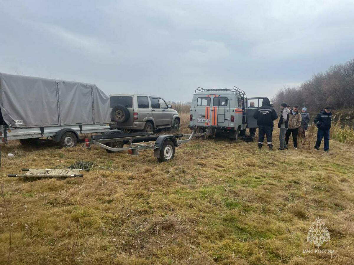 В Азнакаевском районе водолазы ищут утонувшего в реке рыбака