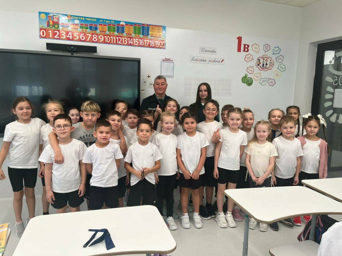 Участник спецоперации провел для детей экоурок в Альметьевске