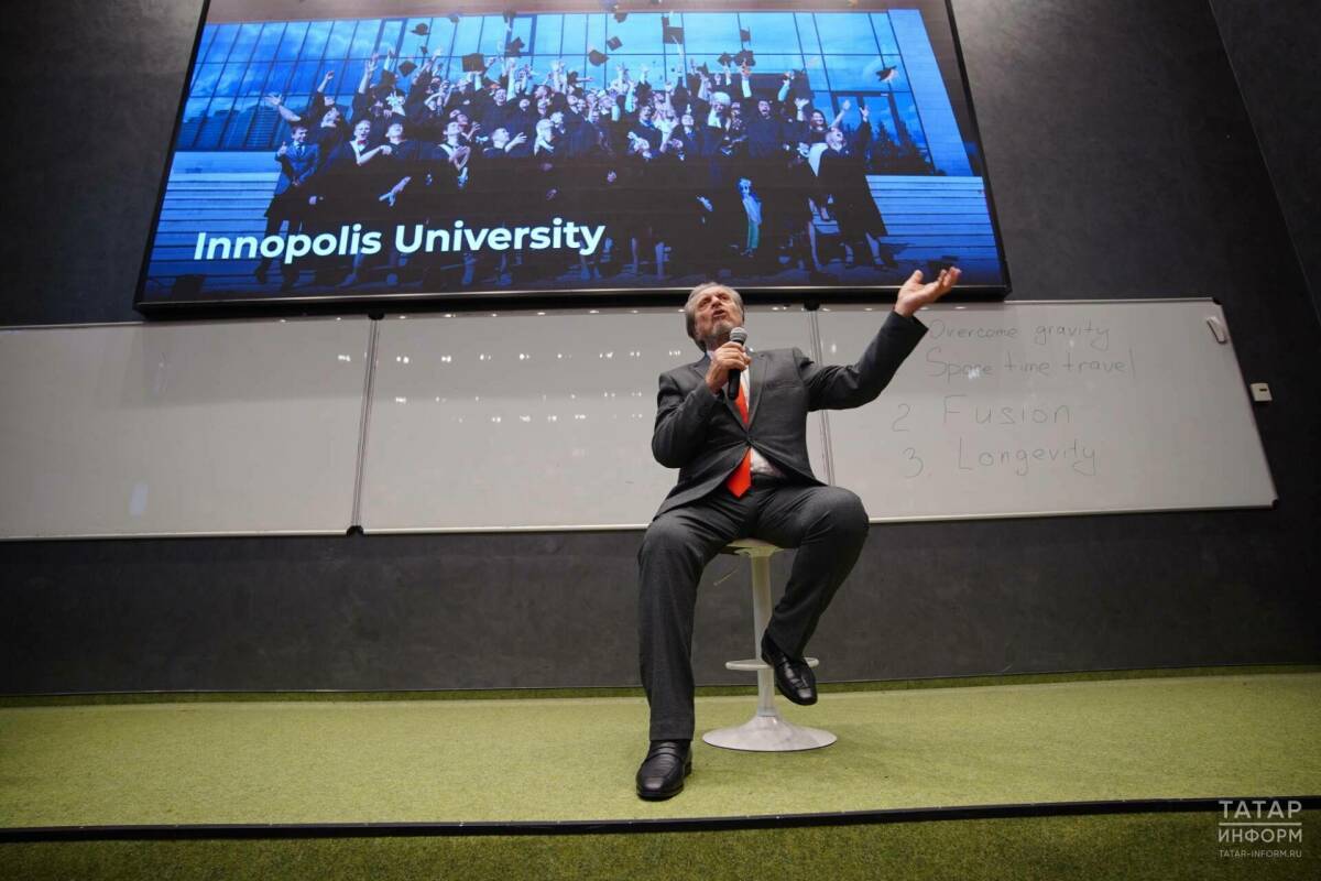 Эррол Маск назвал преодоление гравитации ключом к развитию человечества