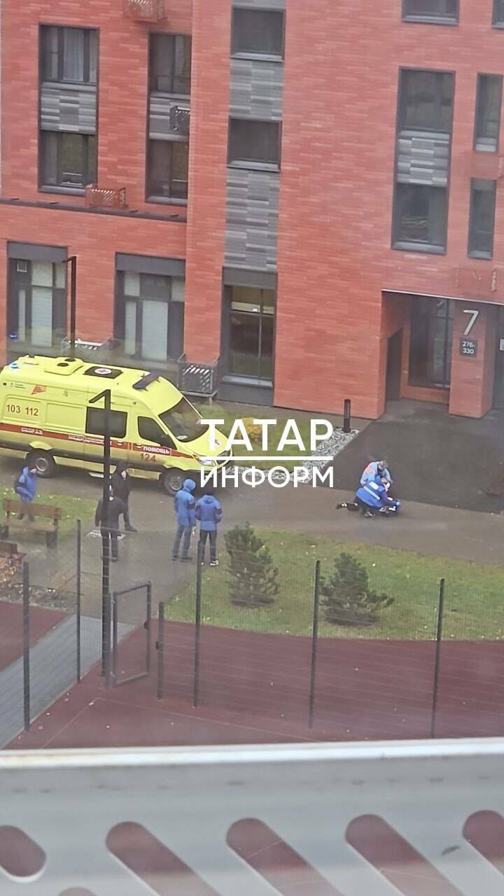 В Казани подросток погиб, выпав из окна многоэтажки