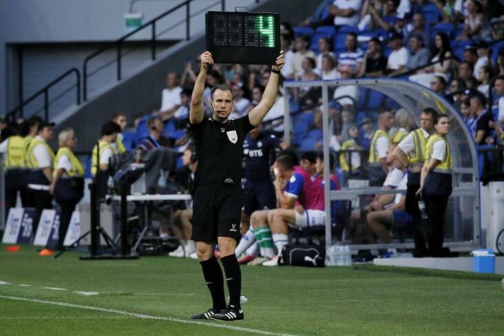 Арбитр Первой лиги избил мужчину на пешеходном переходе