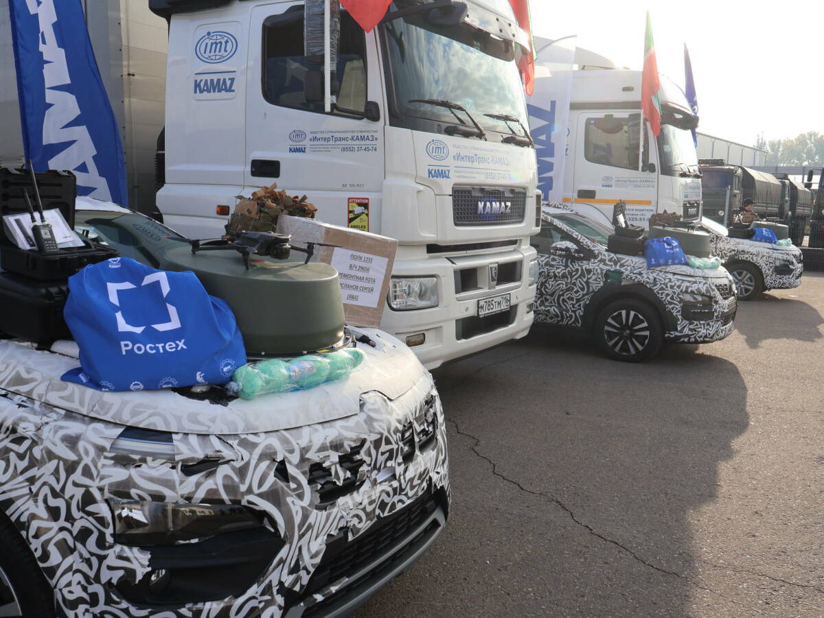 Альфия Когогина передала гуманитарный груз из Набережных Челнов бойцам СВО