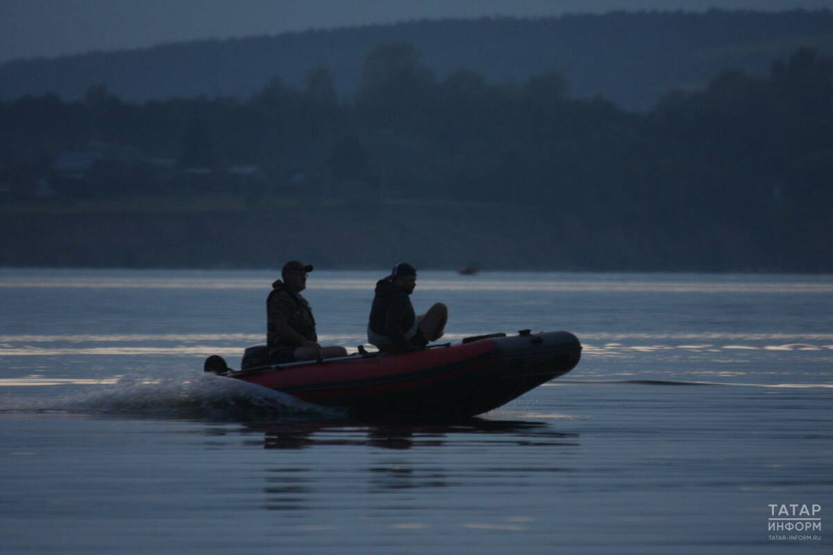 МЧС напоминает рыбакам о правилах безопасности на воде