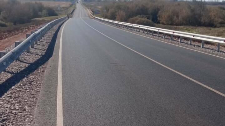 Партдесант «Единой России» проверил ход дорожного строительства в районах Татарстана