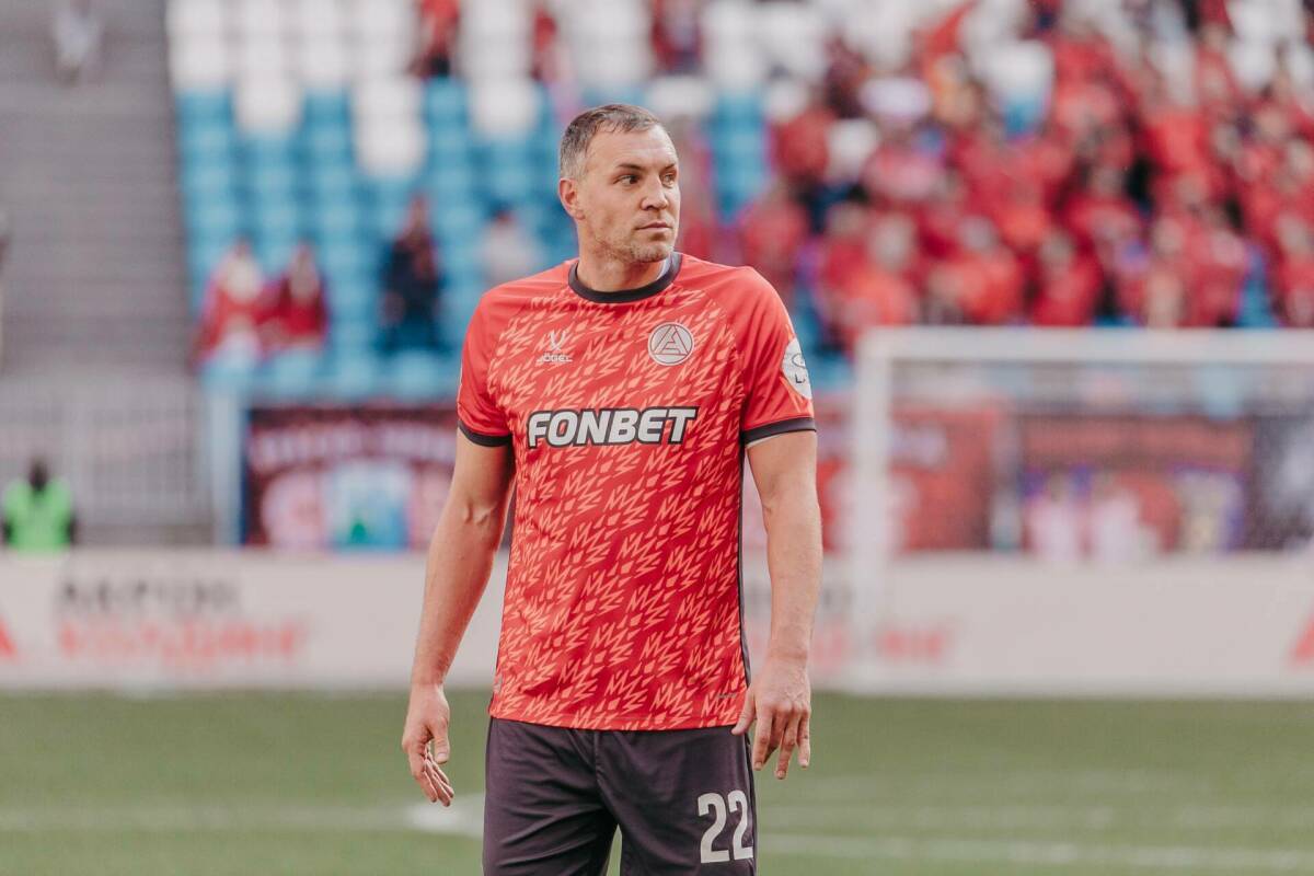 Реже забивает и критикует руководство: почему в «Акроне» не спешат продлевать Дзюбу