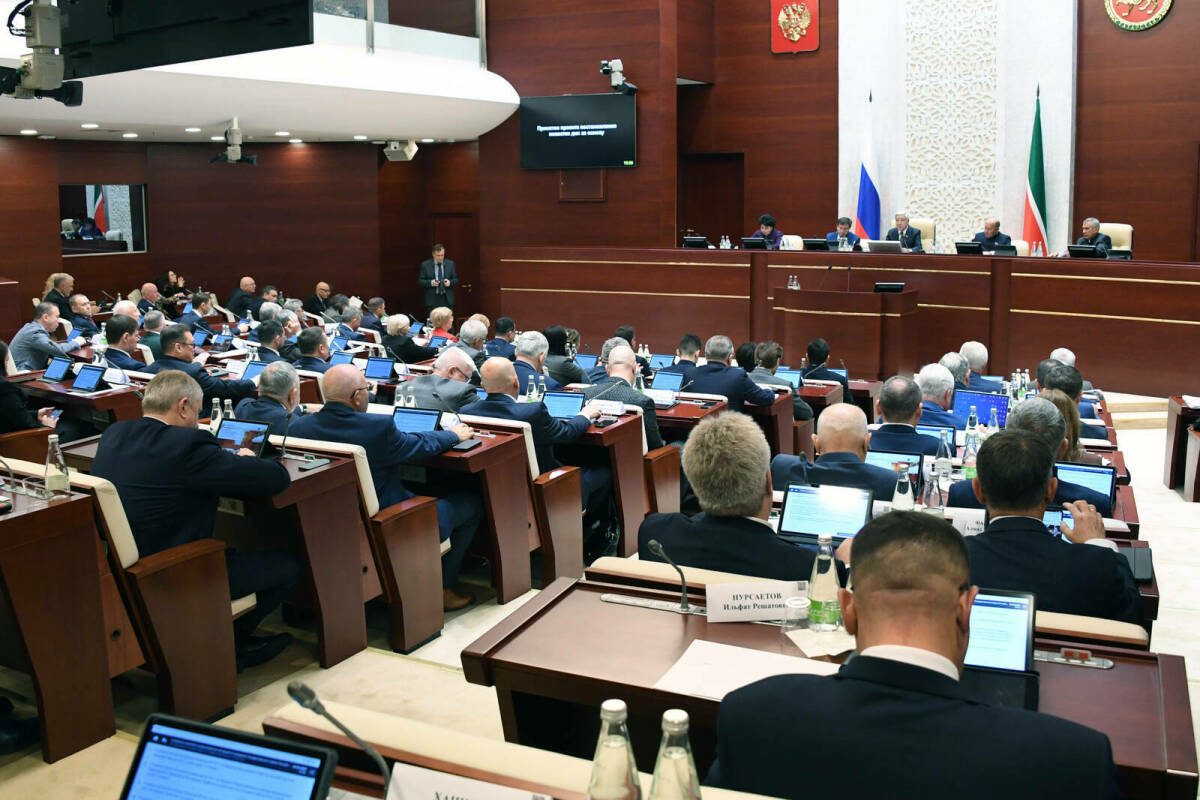 Мухаметшин: «Мы не можем допустить, чтобы люди жаловались, что вода течет на всю улицу»