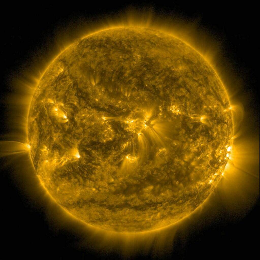 Астрономы предупредили о слабых магнитных бурях