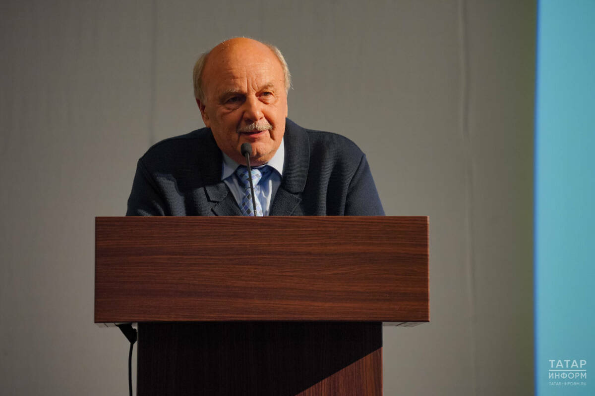 «У нас единые цели»: Николай Иванов об объединении Союза писателей Татарстана и России