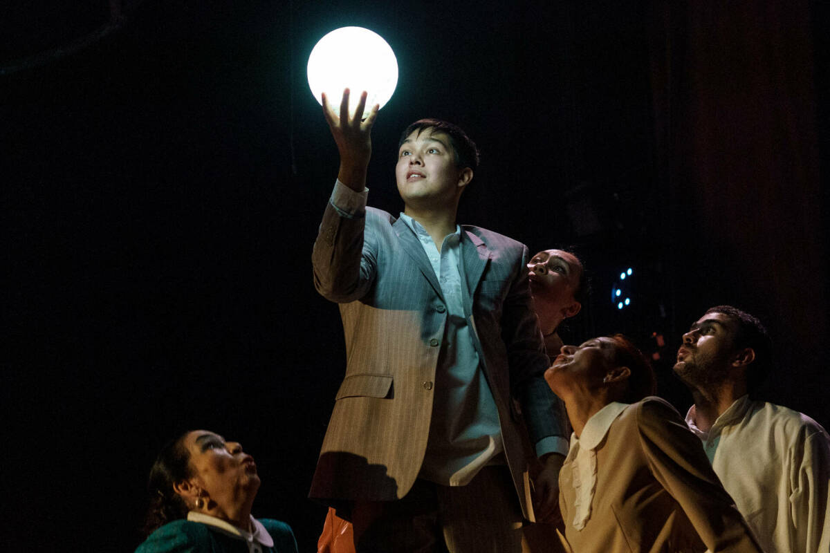 «Мелодия жизни»: Первый спектакль про Роберта Миннуллина в Татарстане