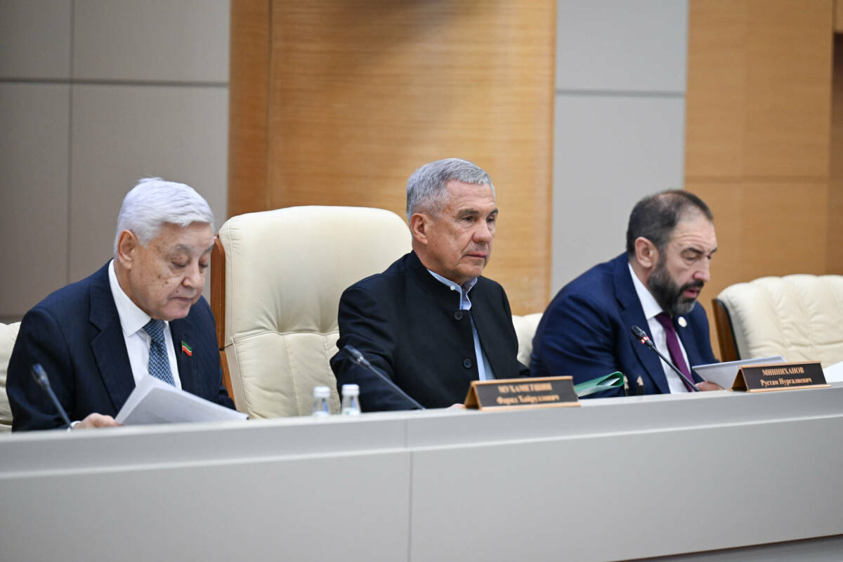 Рустам Минниханов: «Россия сохраняет статус одного из лидеров мировой нефтедобычи»