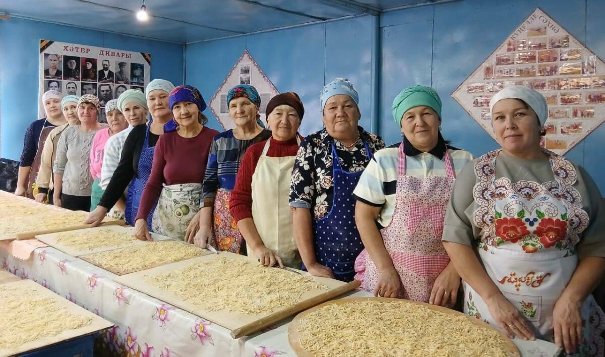 «Из деревни – на передовую: актанышские сельчанки отправляют бойцам домашнюю лапшу