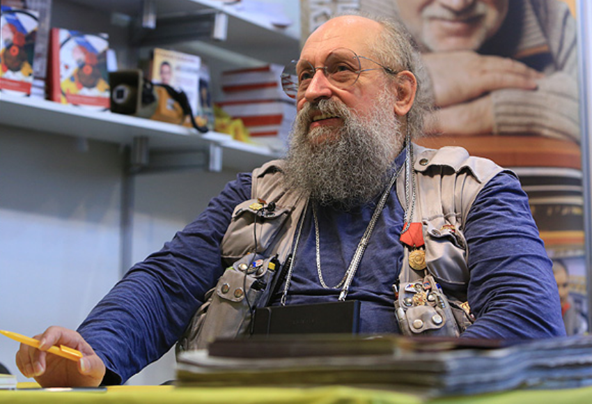 Вассерман раскритиковал идею перехода на 12-летнее обучение в школах