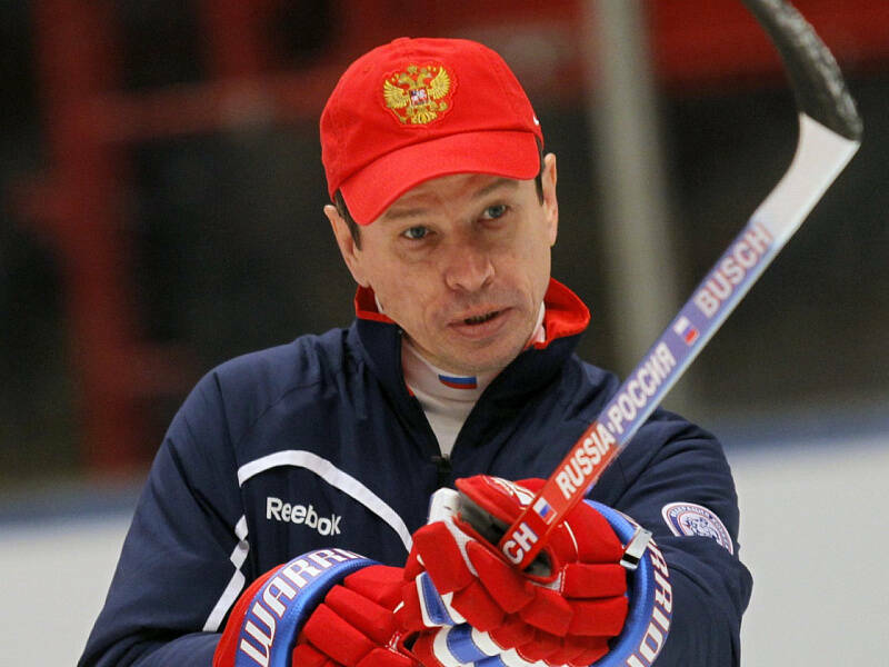 Быков оценил вероятность отставки Ларионова с поста наставника СКА