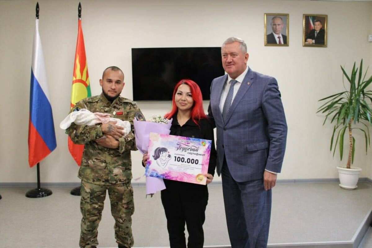 «Если девочка родится, больше не поеду»: в семье бойца из Заинска появился 4-й ребенок