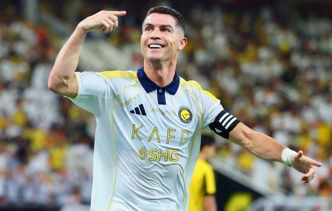 Роналду - первый футболист-миллиардер в истории