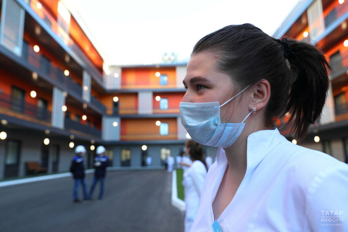 Минздрав предложил обязать студентов-медиков на бюджете заключать целевой договор