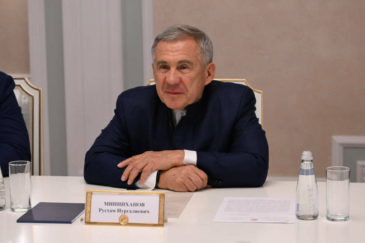 Раис РТ принял участие в пленарном заседании «Рынок газа 2025-2035» в рамках ПМГФ