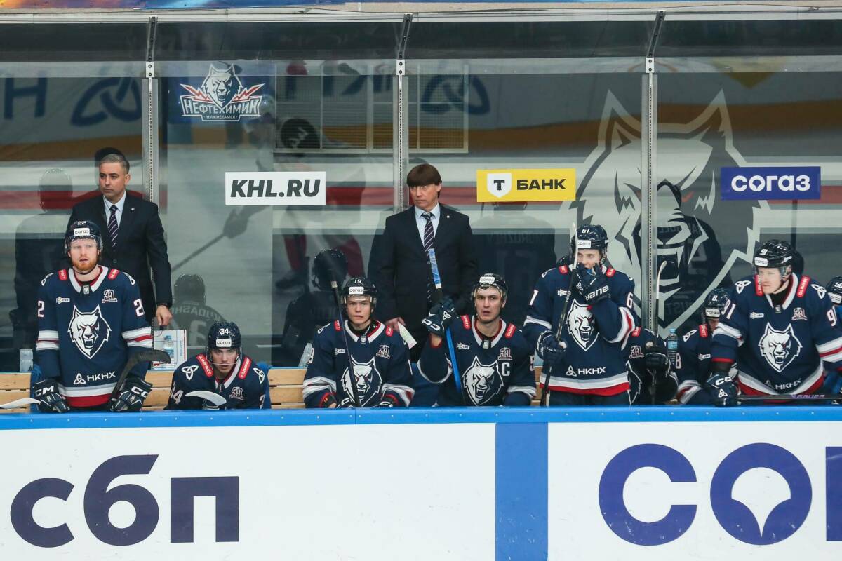 Игорь Гришин прокомментировал поражение «Нефтехимика» в матче с «Амуром»