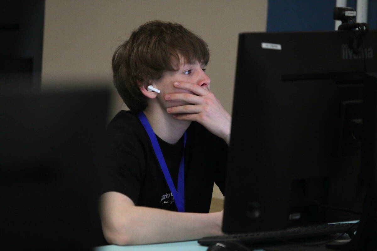 Юрист Соловьёв предложил ввести в школах и вузах курс для защиты от мошенников