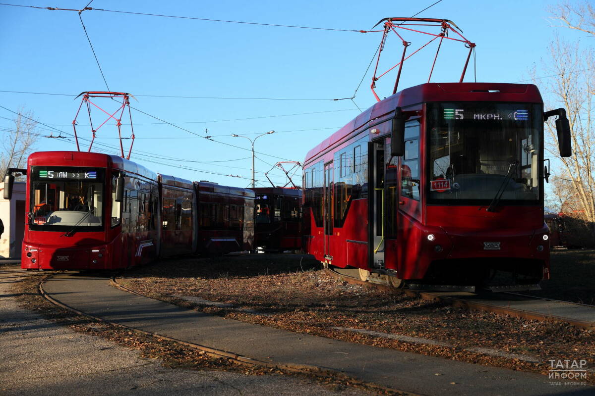 В Советском районе Казани встали трамваи двух маршрутов