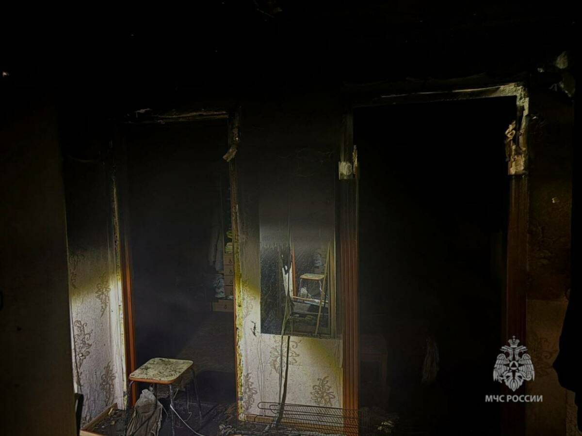 Татарстанец получил ожоги от натяжного потолка, расплавившегося во время пожара в доме