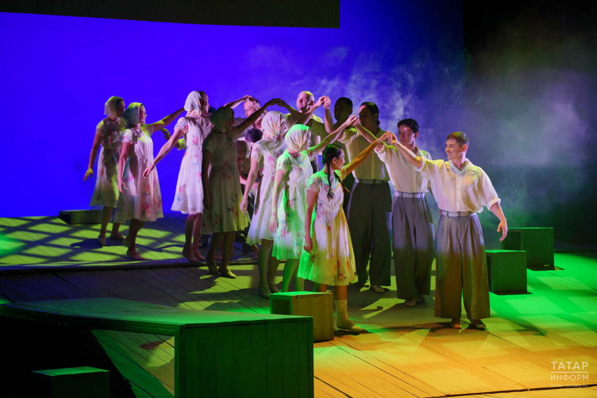 Башдрамтеатр показал спектакль «Не успела сказать «люблю» в Театре Камала