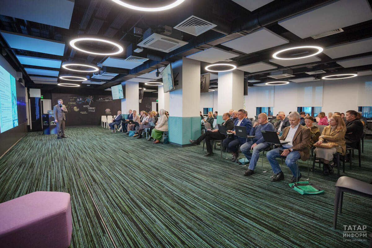 Как нейросети помогают создавать контент, рассказали представителям СМИ Татарстана