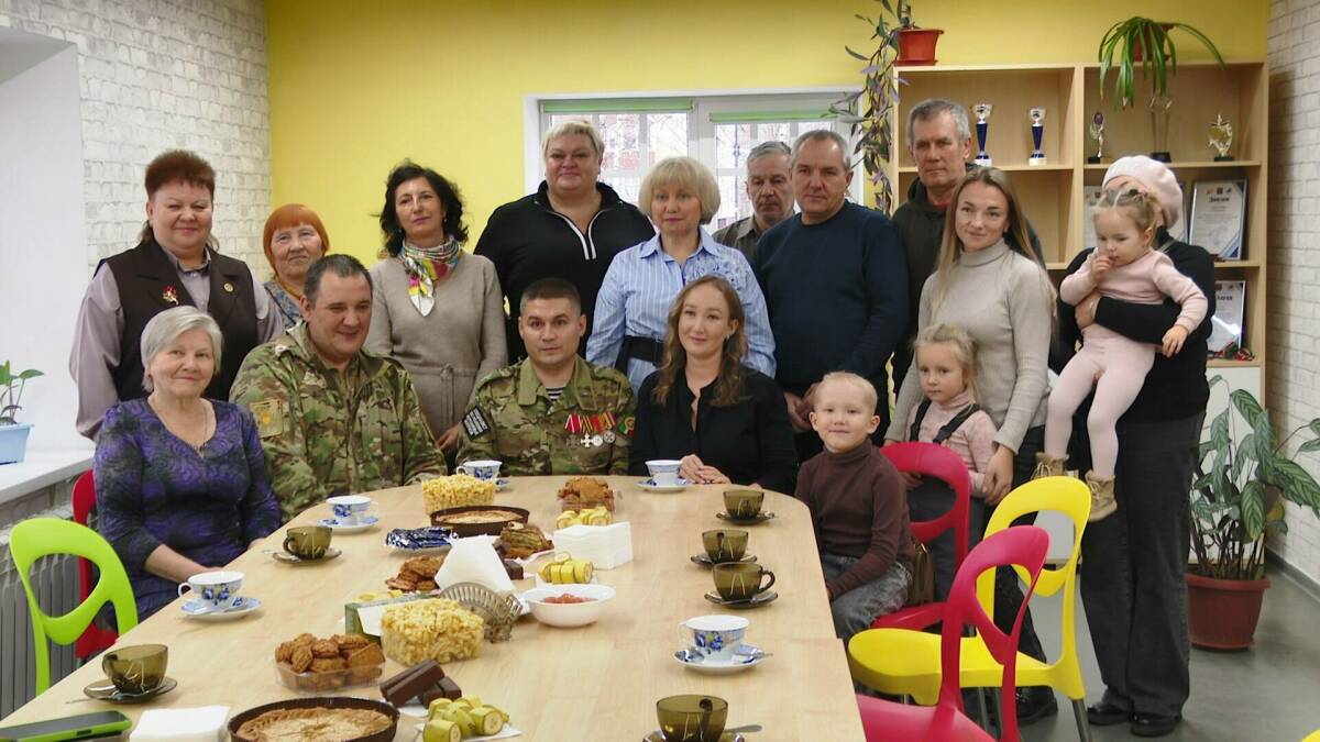 «Они чувствуют надежный тыл»: волонтеры Нижнекамска встретились с бойцами СВО в отпуске
