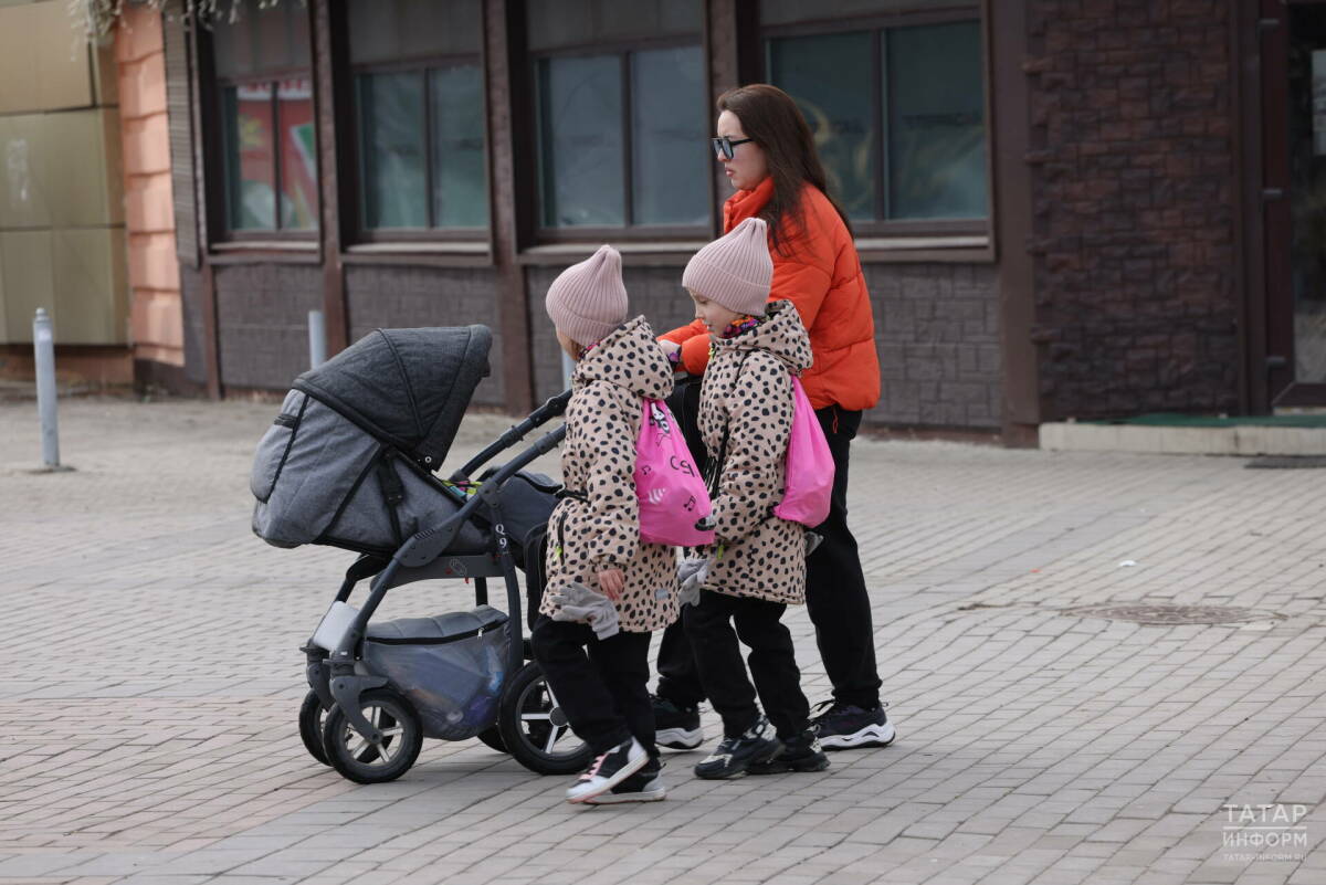 Россия лидирует в Европе по доле семей с четырьмя детьми – демограф