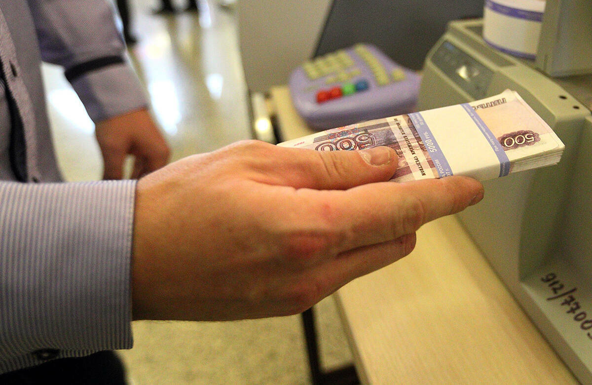 Госдума утвердила повышение МРОТ до 27 093 руб. с 2026 года