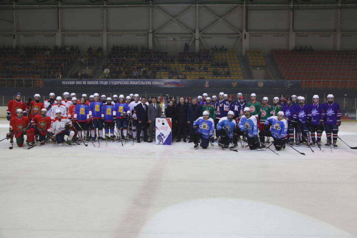 В Казани стартовал турнир по хоккею среди студентов на Кубок ПФО