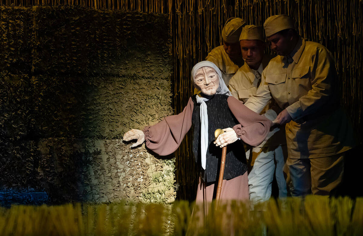 «Единственный из Татарстана»: спектакль театра «Экият» номинирован на «Золотую Маску»