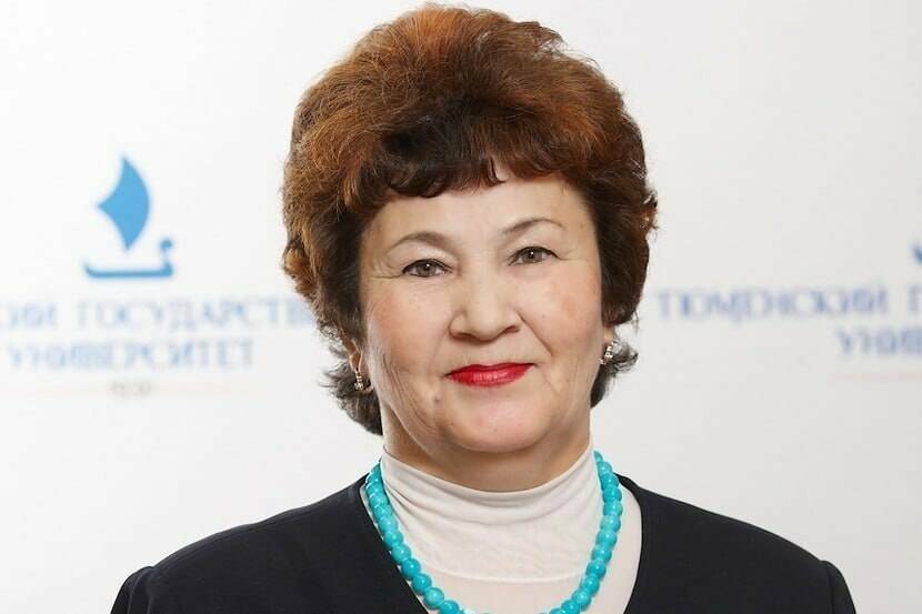 Почетный член АН РТ Ханиса Алишина удостоена медали ордена «За заслуги перед Отечеством»