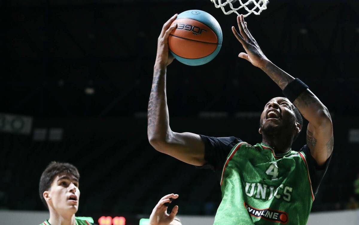 УНИКС уступил «Парме» на выезде