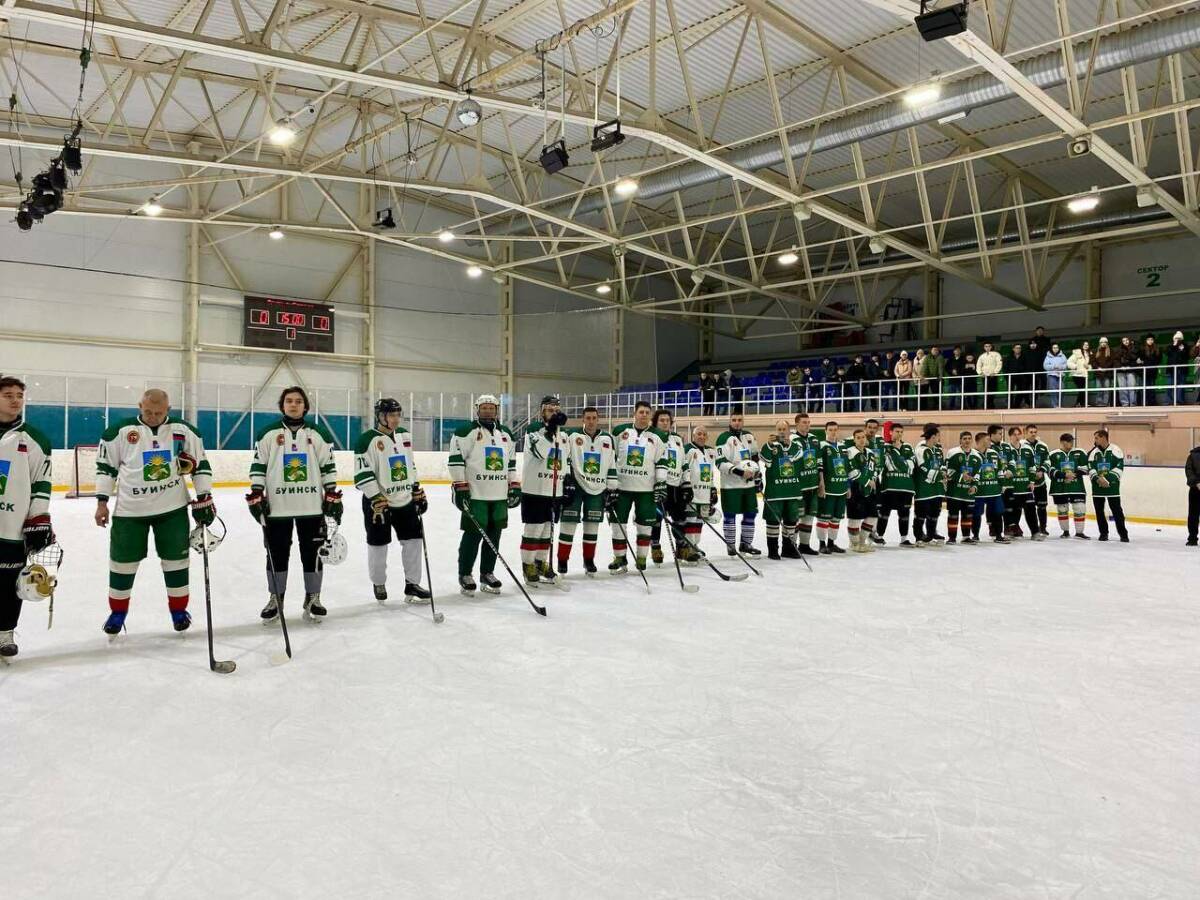 В Буинском районе прошел хоккейный турнир в память об участнике СВО
