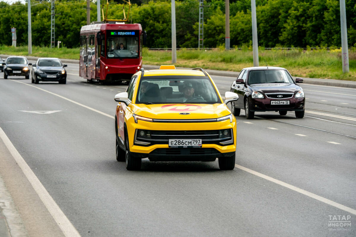 Эксперт Рыбальченко считает необходимым закрепить наличие детских кресел в такси законом