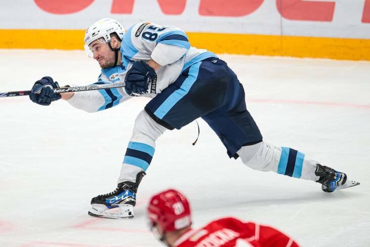 Тэйлор Бек вернулся в ХК «Сибирь»