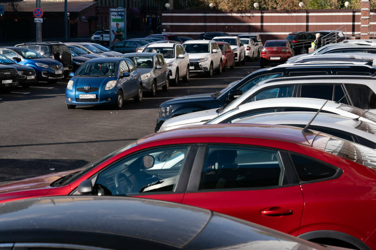 Парковки в Казани будут бесплатными в новогодние праздники в 2026 году