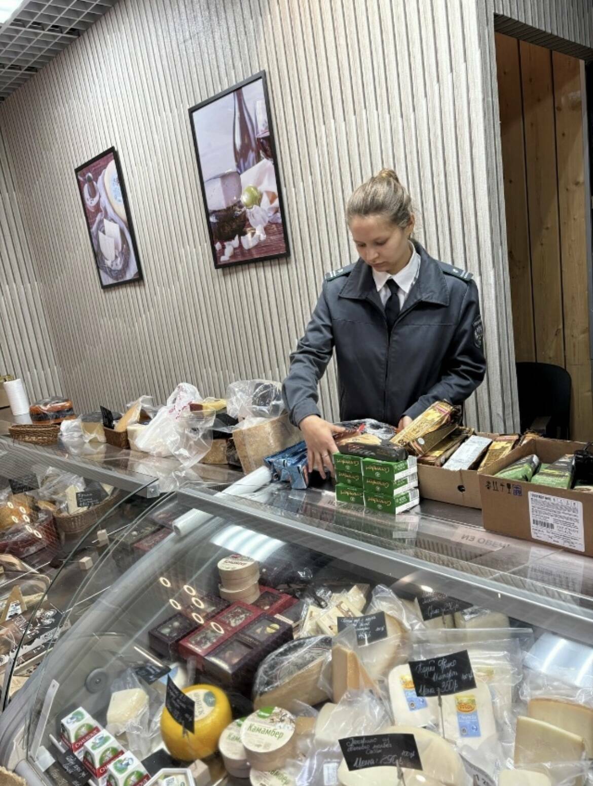 В Казани из сырной лавки изъяли более 24 кг санкционного сыра