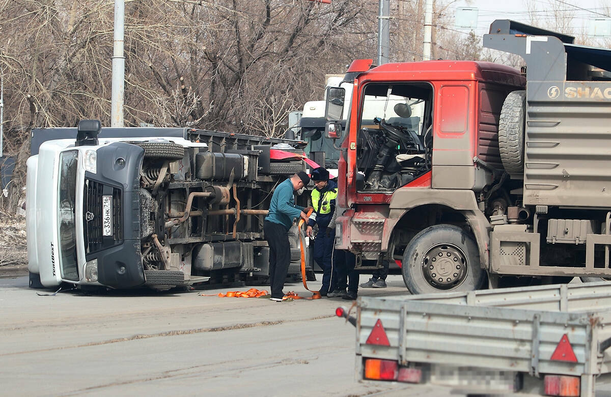 «Каршы як полосага чыгу – теге дөньяга юл»: Юлда үлемгә китергән аварияләрнең сәбәпләре